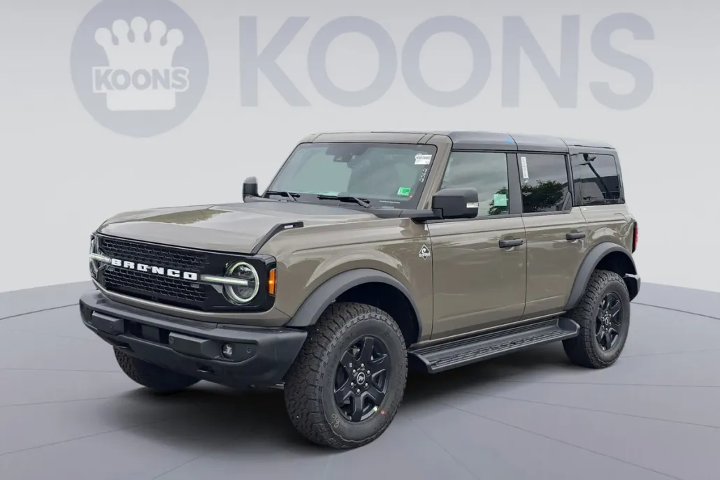 2025 Ford Bronco Outer Banks photo 1
