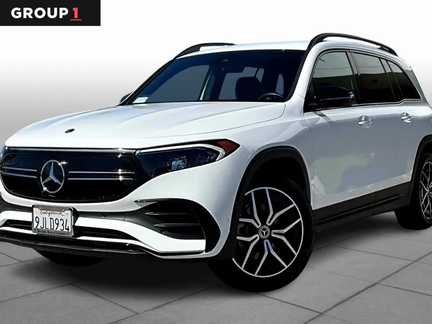 2023 Mercedes Benz EQB 300 4MATIC photo 1