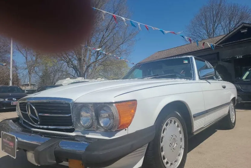 1986 Mercedes Benz 560 photo 1