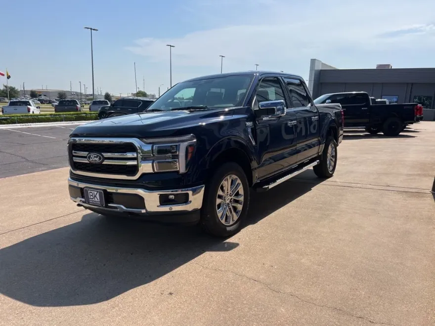 2025 Ford F-150 Lariat photo 1