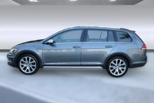 2019 Volkswagen Golf Alltrack TSI SEL 4Motion photo 2