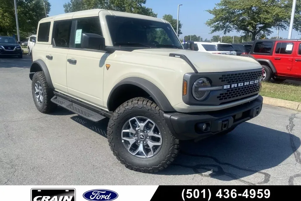 2025 Ford Bronco Badlands photo 1