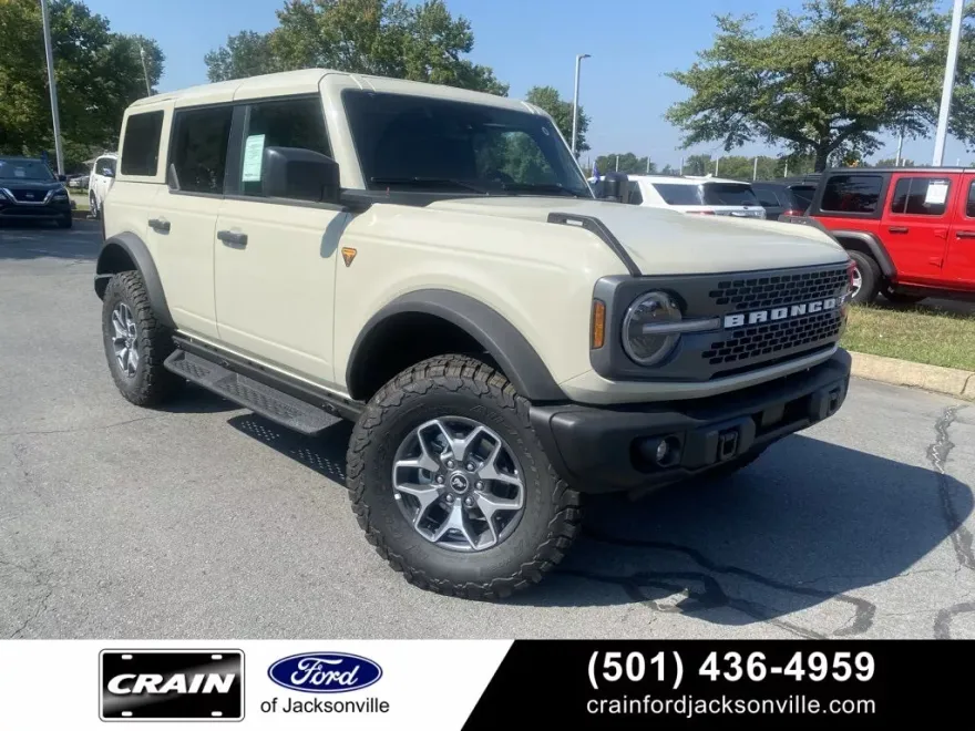 2025 Ford Bronco Badlands photo 1