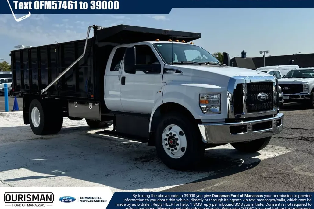 2025 Ford F-650 Base photo 1