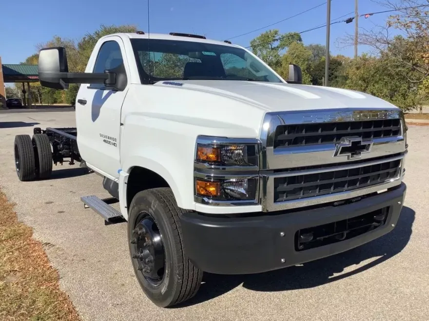 2024 Chevrolet Silverado 4500HD Work Truck photo 1