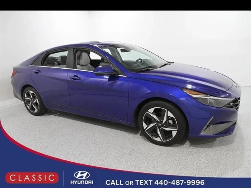 2023 Hyundai Elantra Limited photo 1