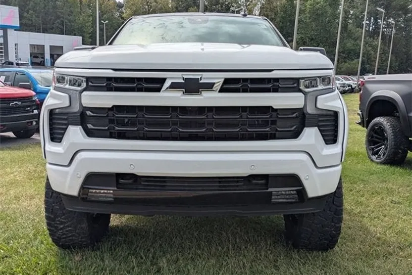 2025 Chevrolet Silverado 1500 RST photo 1