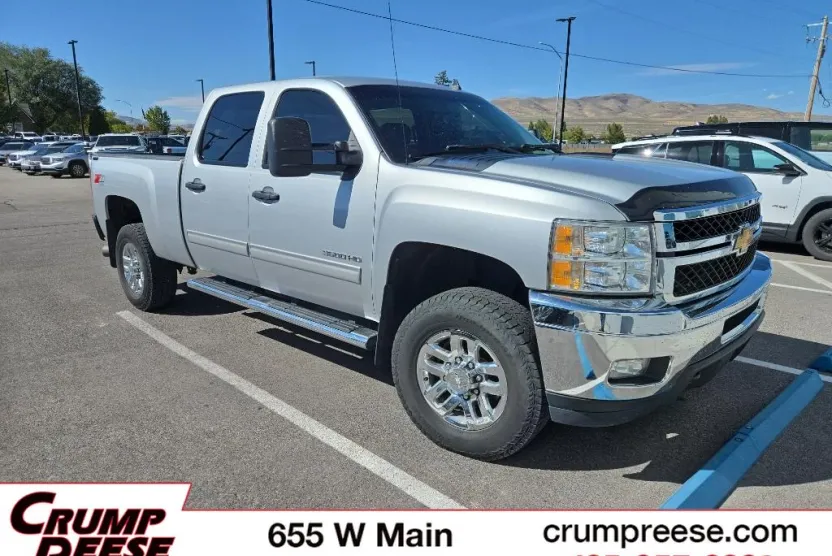 2012 Chevrolet Silverado 3500HD LT photo 1