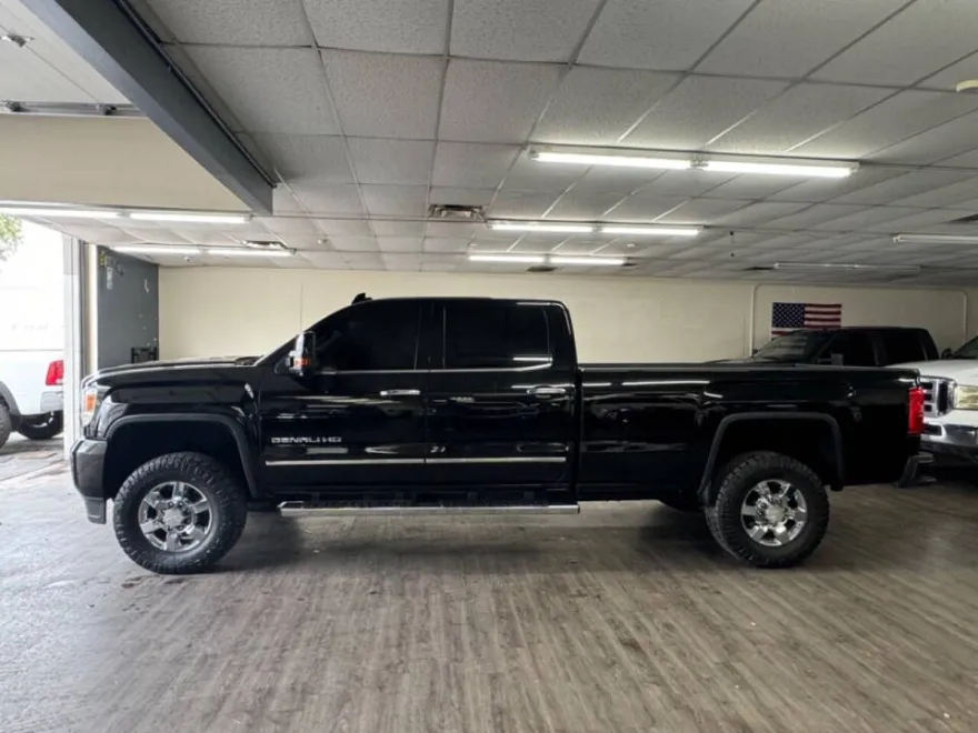 2015 Gmc Sierra Denali photo 1