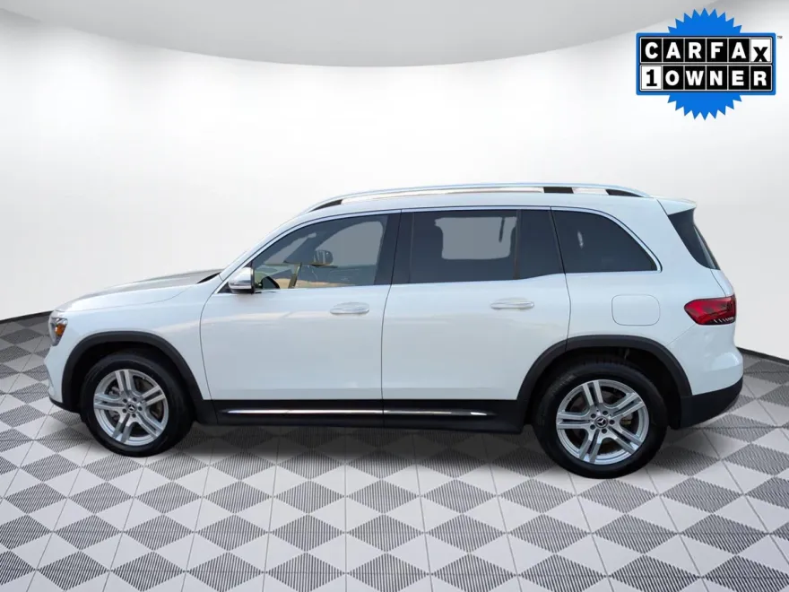 2023 Mercedes Benz GLB 250 4MATIC photo 1