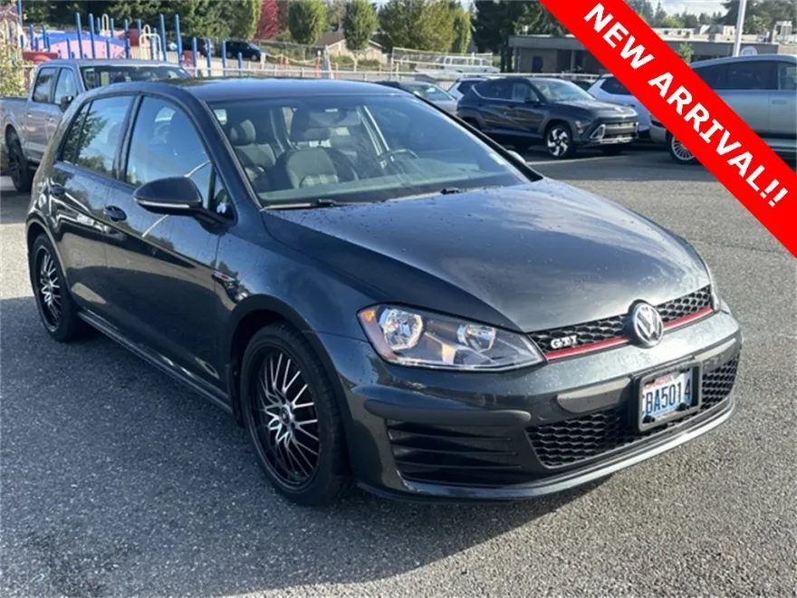 2017 Volkswagen Golf GTI photo 1