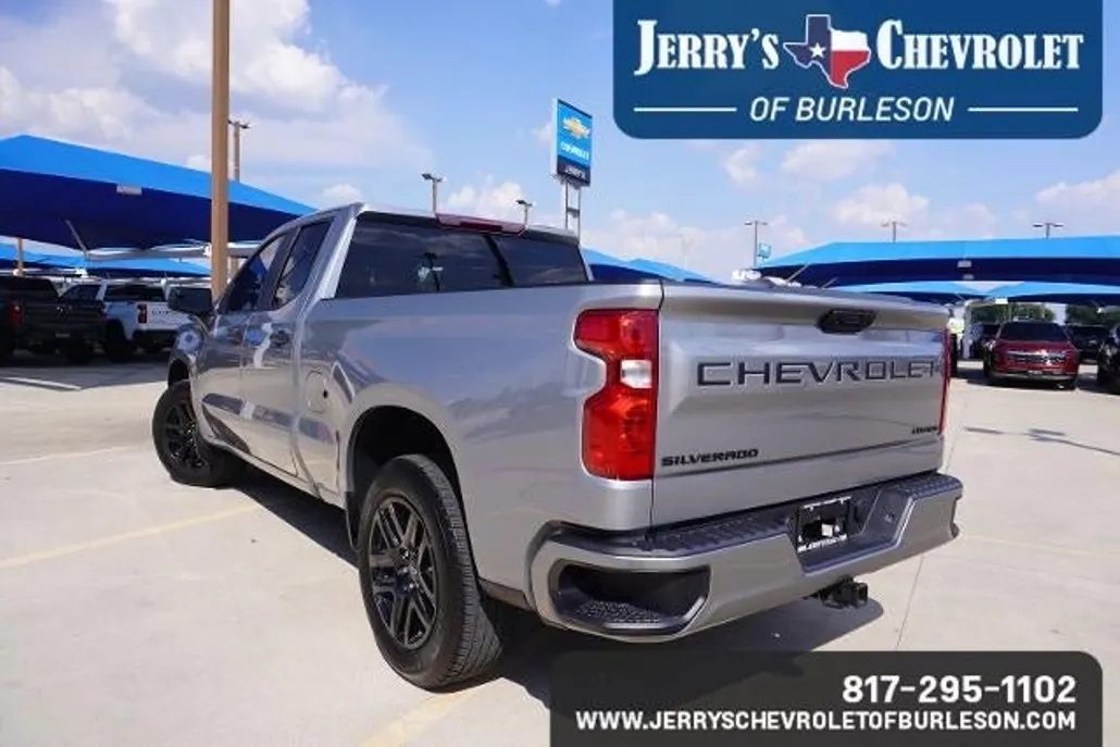 2024 Chevrolet Silverado 1500 Custom photo 1
