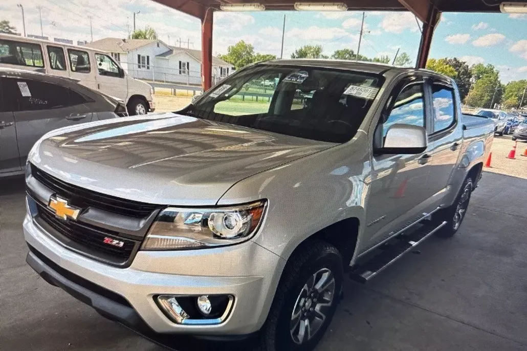 2019 Chevrolet Colorado Z71 photo 1