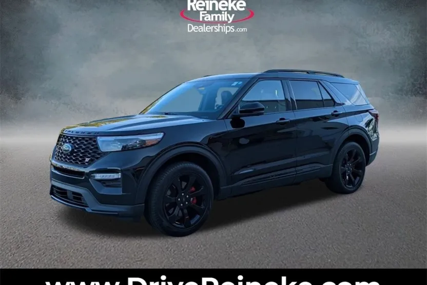 2022 Ford Explorer ST photo 1