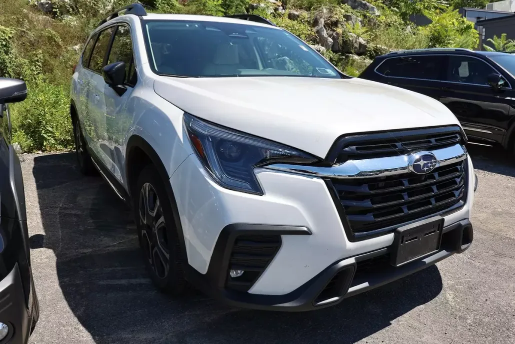 2024 Subaru Ascent Limited photo 1