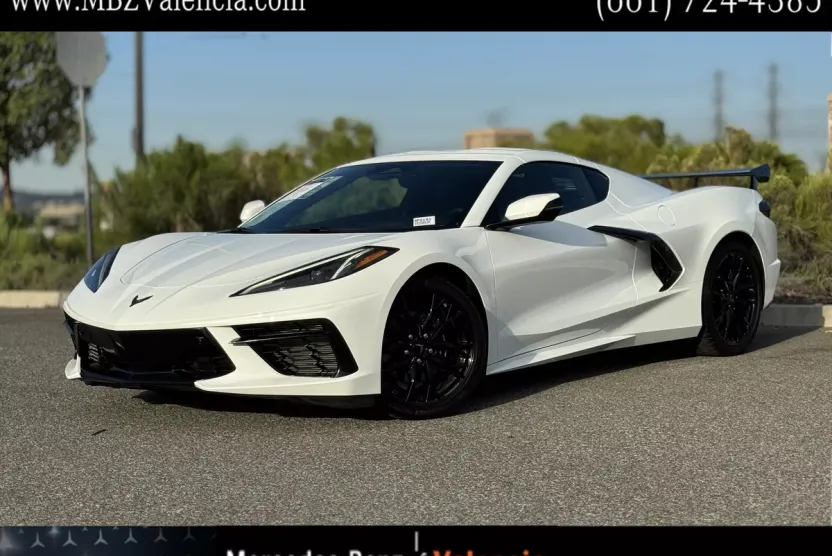 2025 Chevrolet Corvette Stingray Coupe photo 1