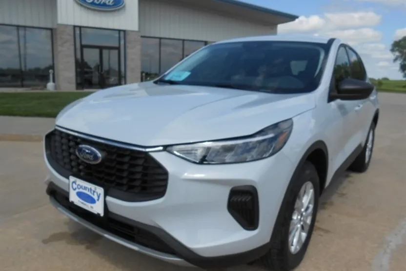 2025 Ford Escape Active photo 1