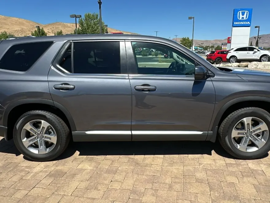 2025 Honda Pilot EX-L photo 1