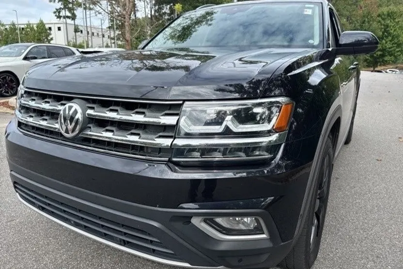 2018 Volkswagen Atlas V6 SEL Premium photo 1