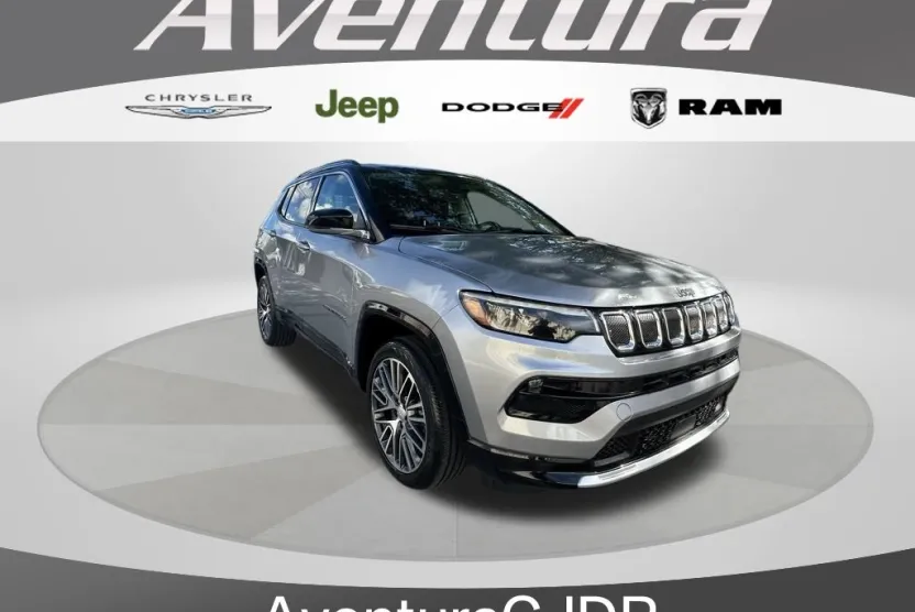 2022 Jeep Compass Limited photo 1