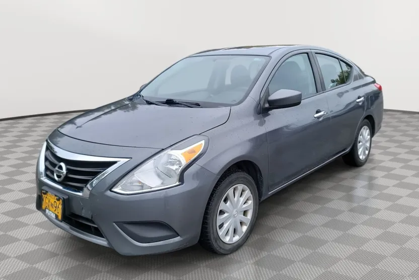 2019 Nissan Versa 1.6 SV photo 1