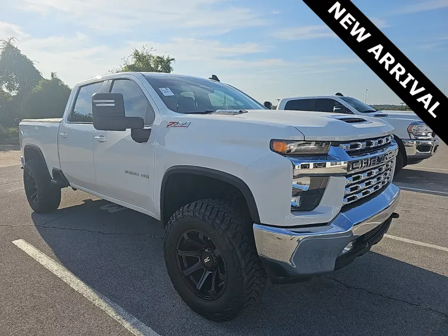 2023 Chevrolet Silverado 2500HD LT photo 1