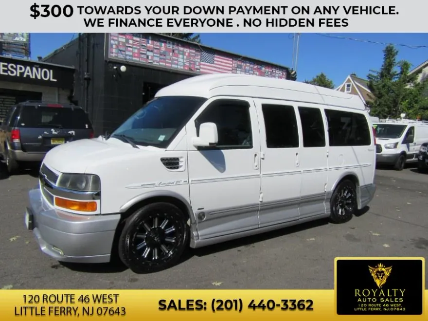 2012 Chevrolet Express Cargo Van photo 1