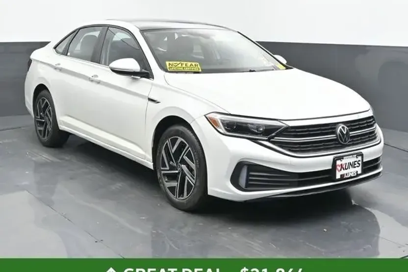 2023 Volkswagen Jetta 1.5T SEL photo 1