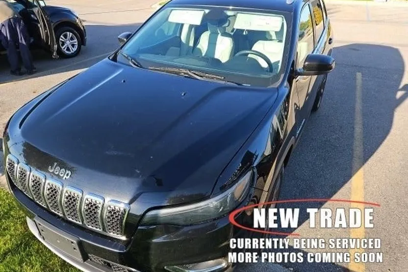 2019 Jeep Cherokee Limited photo 1