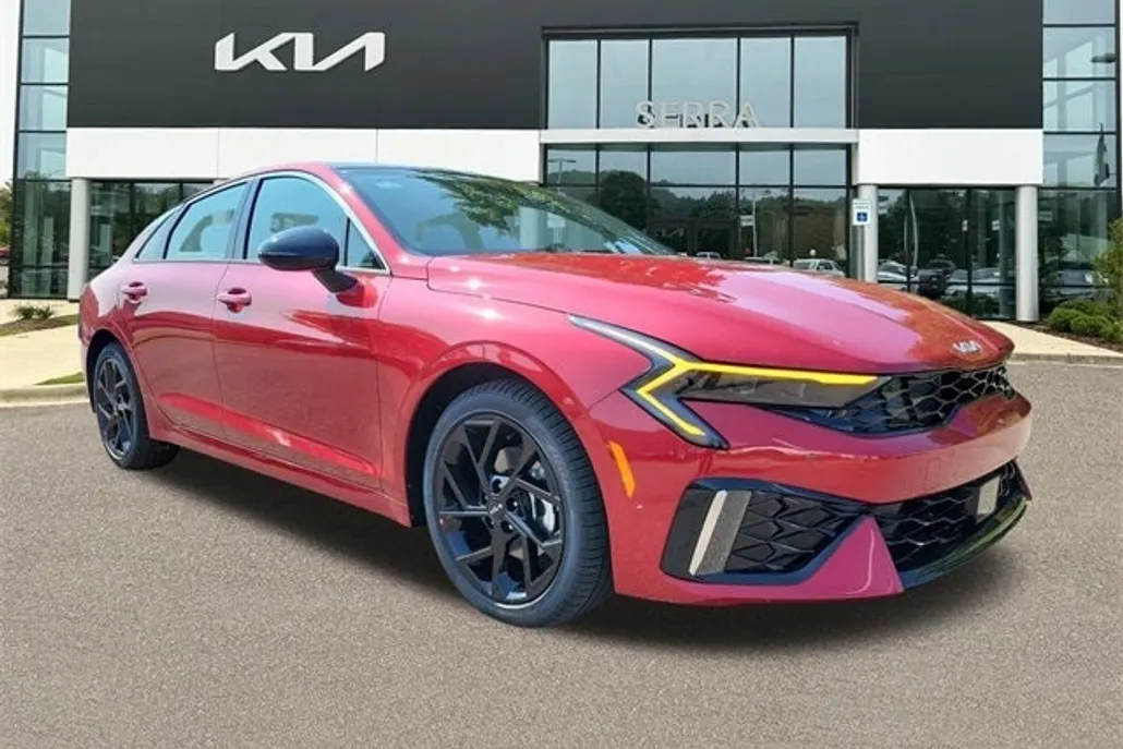 2026 Kia K5 GT-Line photo 1
