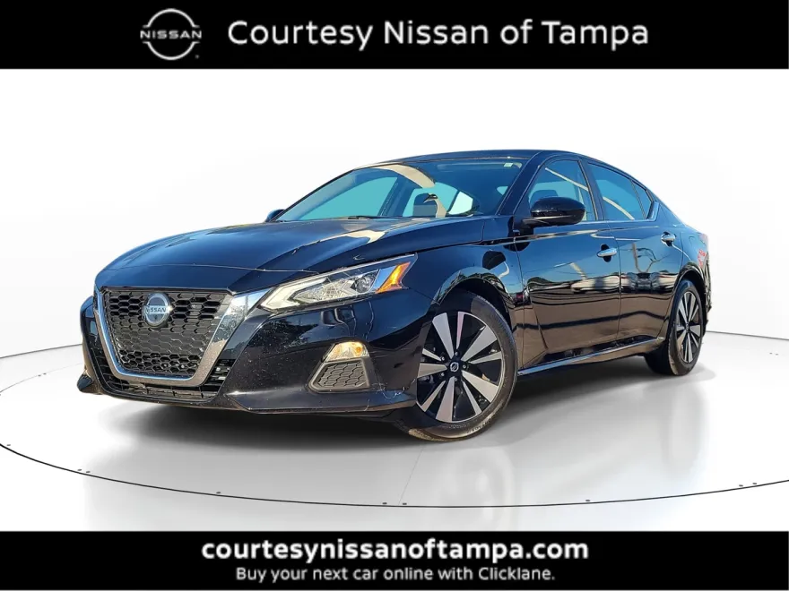 2022 Nissan Altima 2.5 SV photo 1