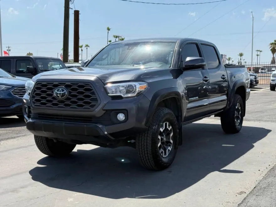 2022 Toyota Tacoma TRD Off-Road photo 1