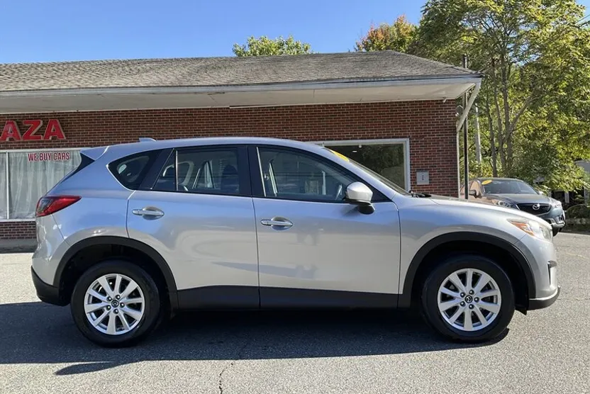 2013 Mazda CX-5 Sport photo 1