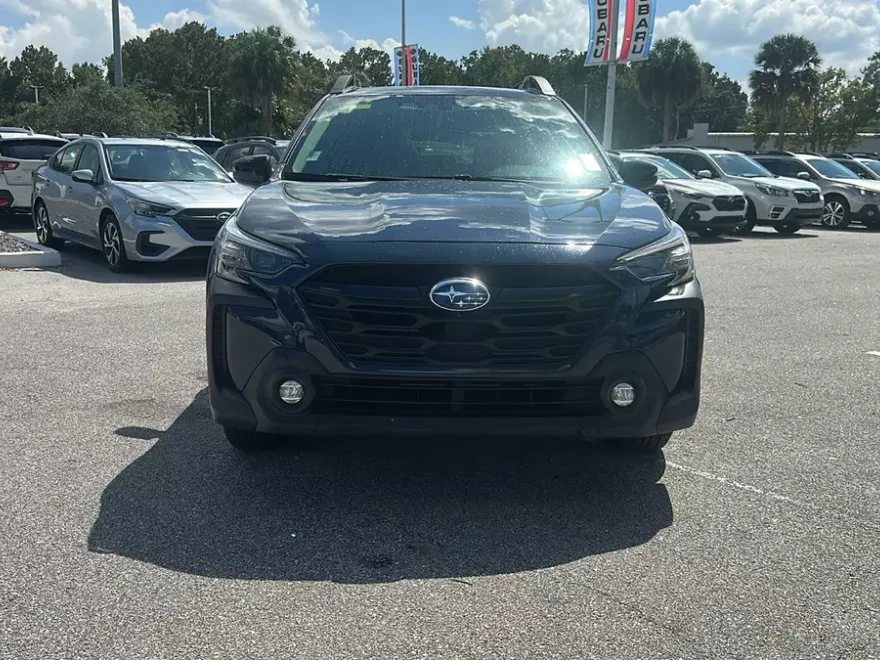 2023 Subaru Outback Onyx Edition photo 1