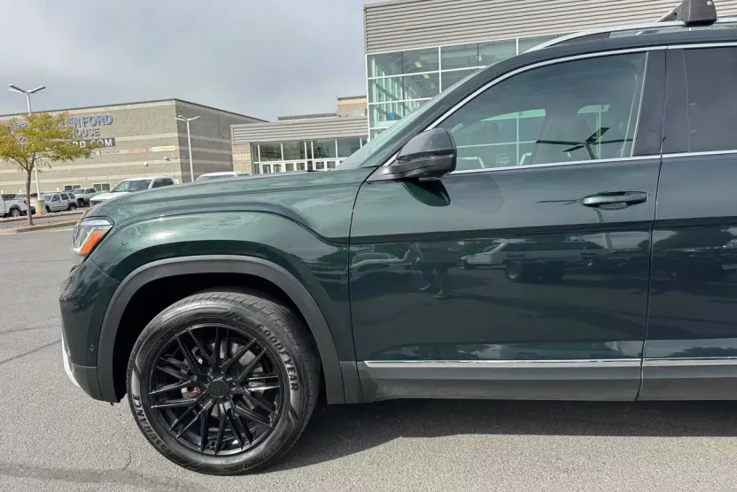 2021 Volkswagen Atlas SEL Premium photo 1