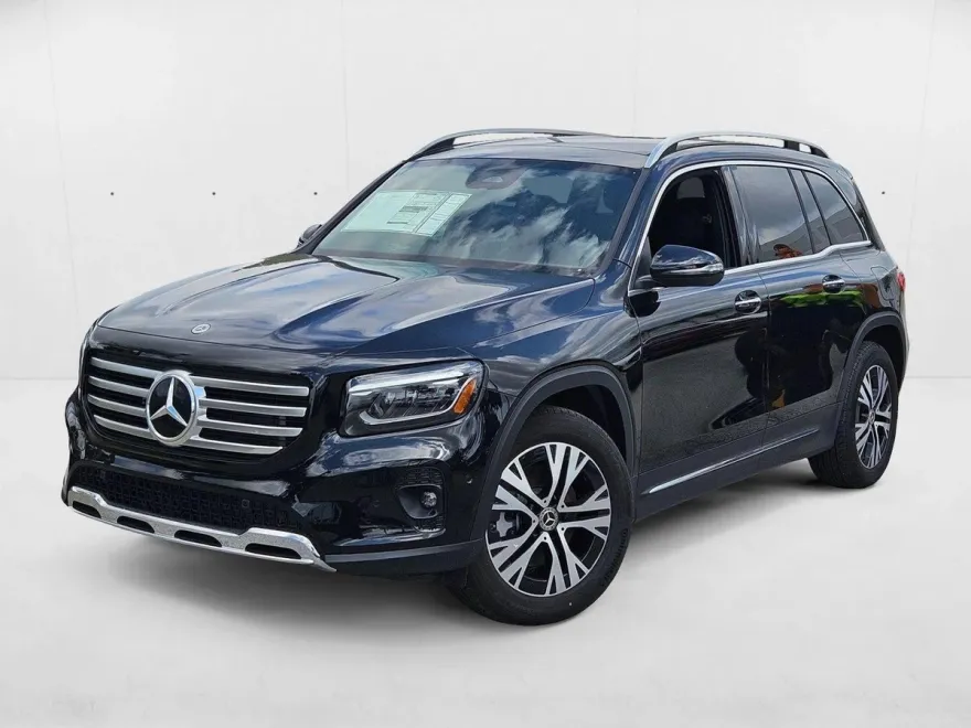 2024 Mercedes Benz GLB 250 photo 1