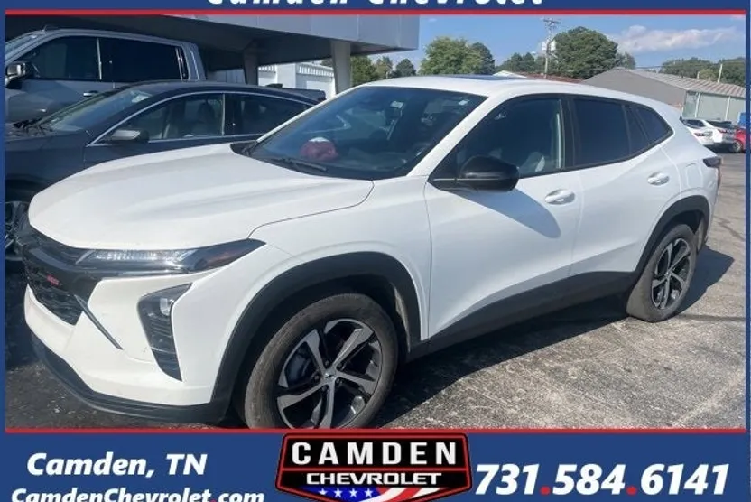 2024 Chevrolet Trax photo 1