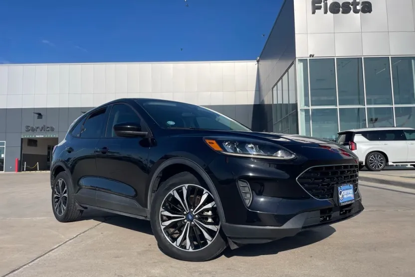2022 Ford Escape SE photo 1