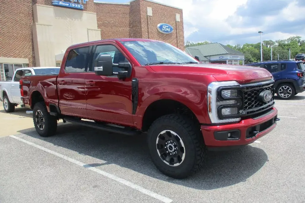 2025 Ford F-250 XLT photo 1