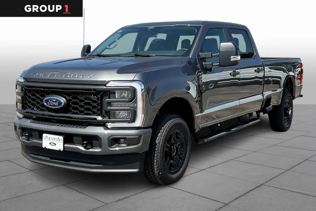2026 Ford F-350 XL photo 1