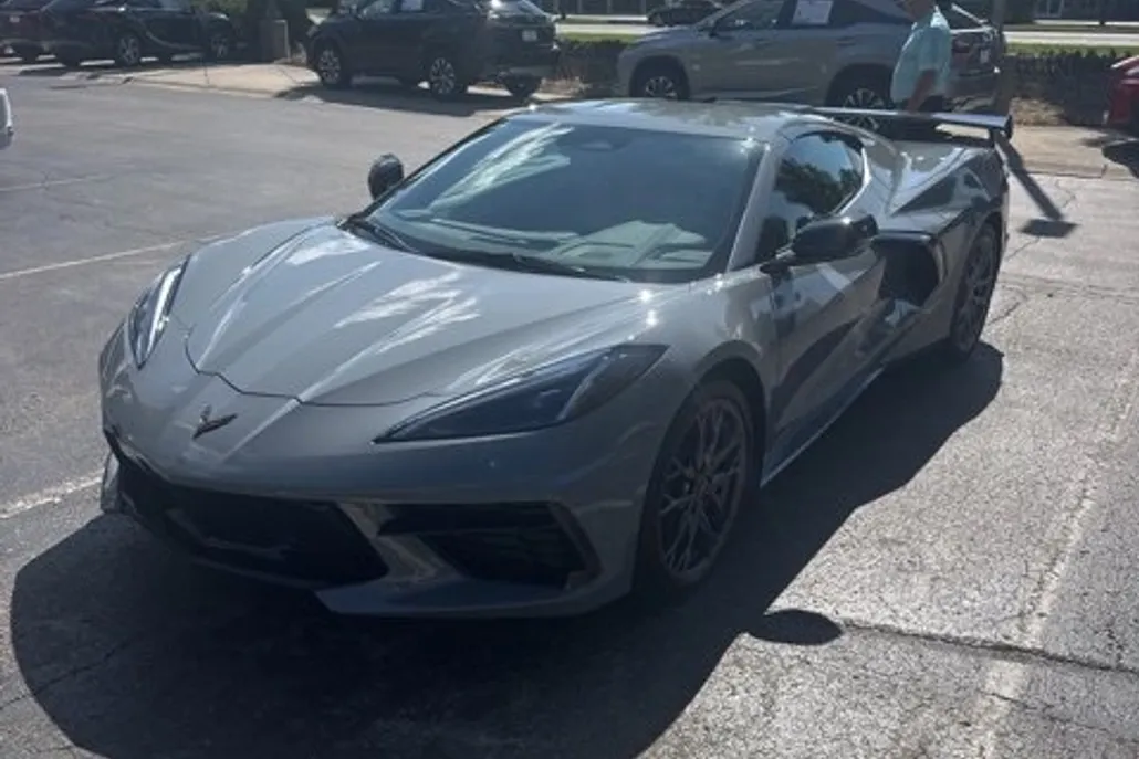 2025 Chevrolet Corvette Stingray 1LT photo 1