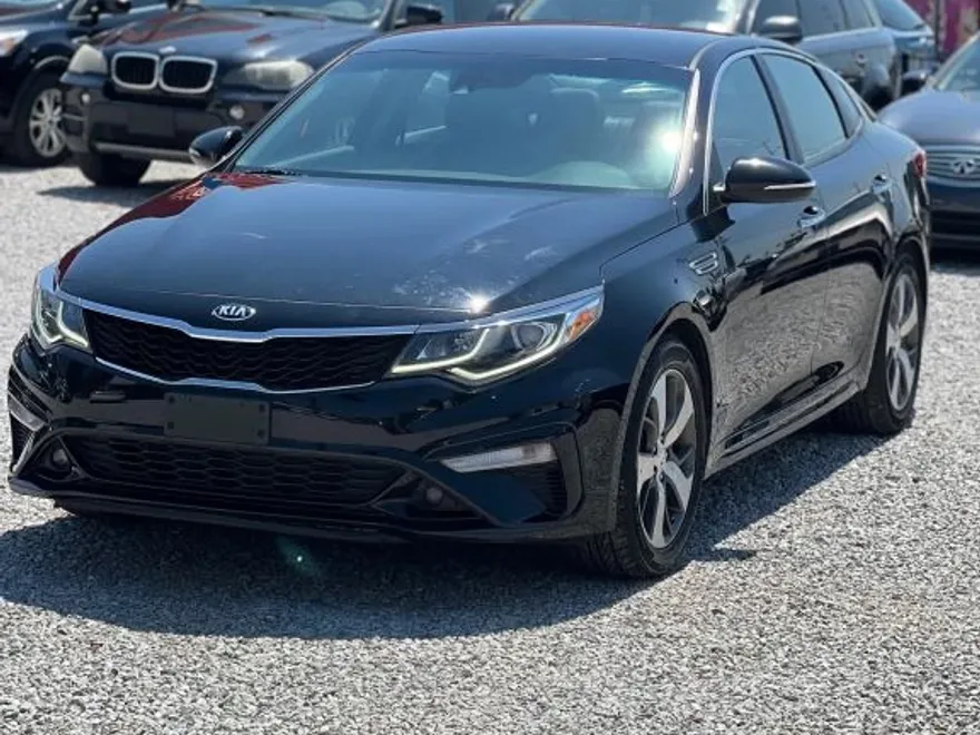 2020 Kia Optima LX SE photo 1