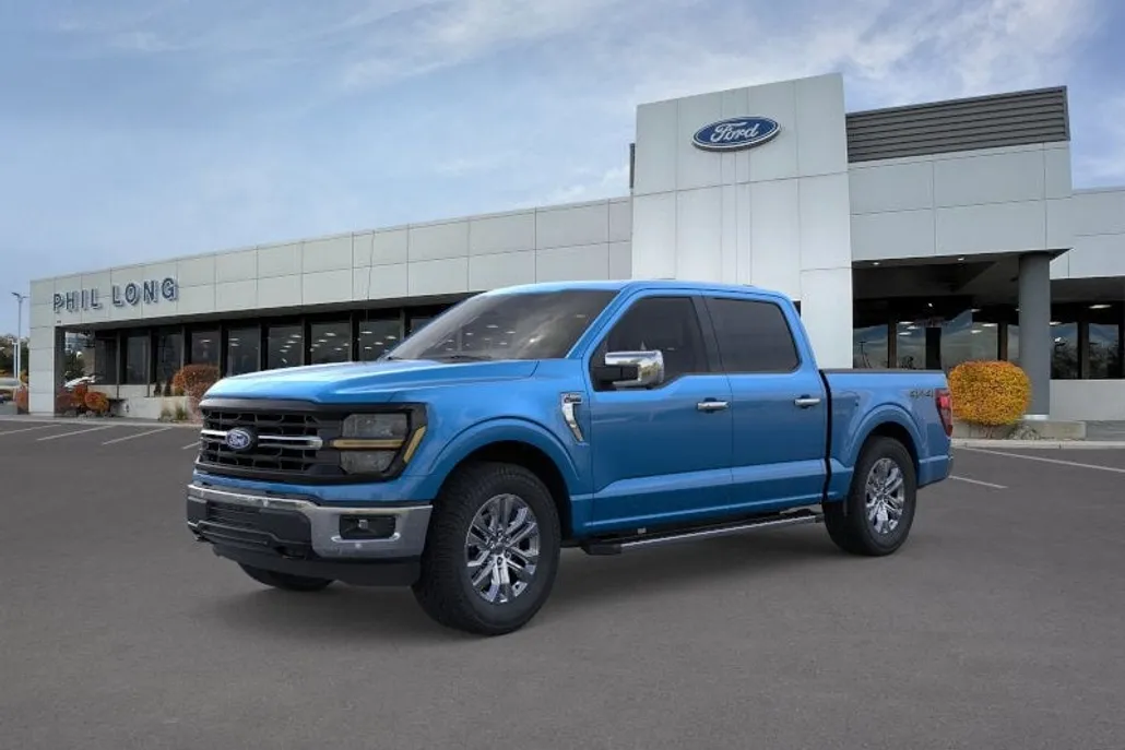 2025 Ford F-150 XLT photo 1