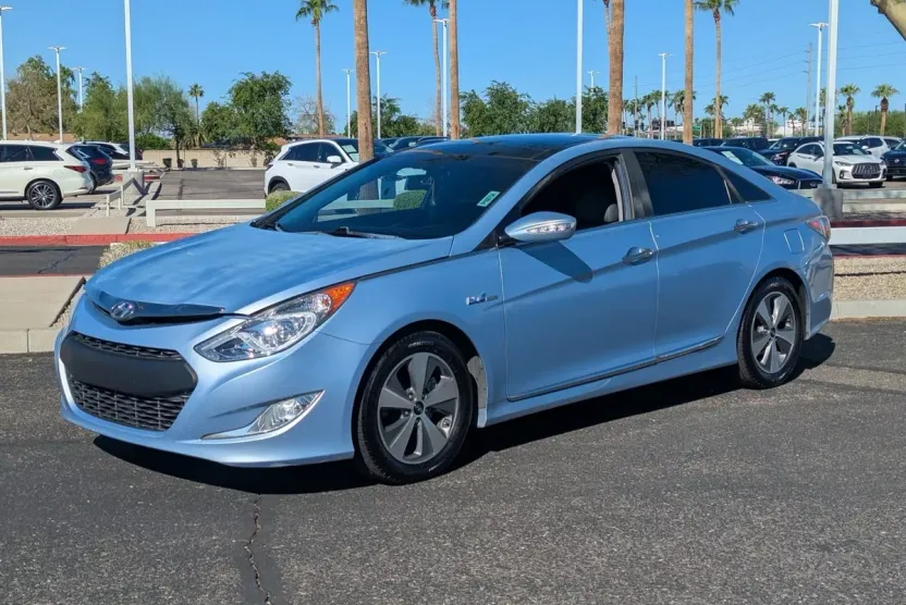 2011 Hyundai Sonata Hybrid Base photo 1
