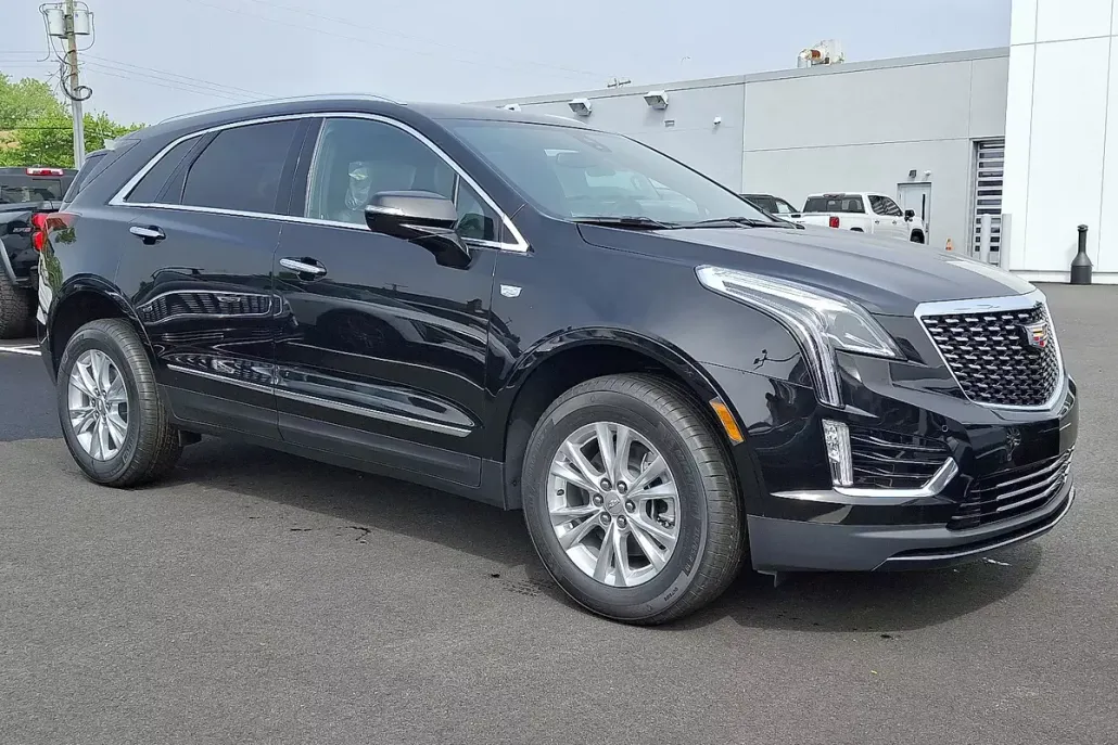 2025 Cadillac XT5 Luxury photo 1