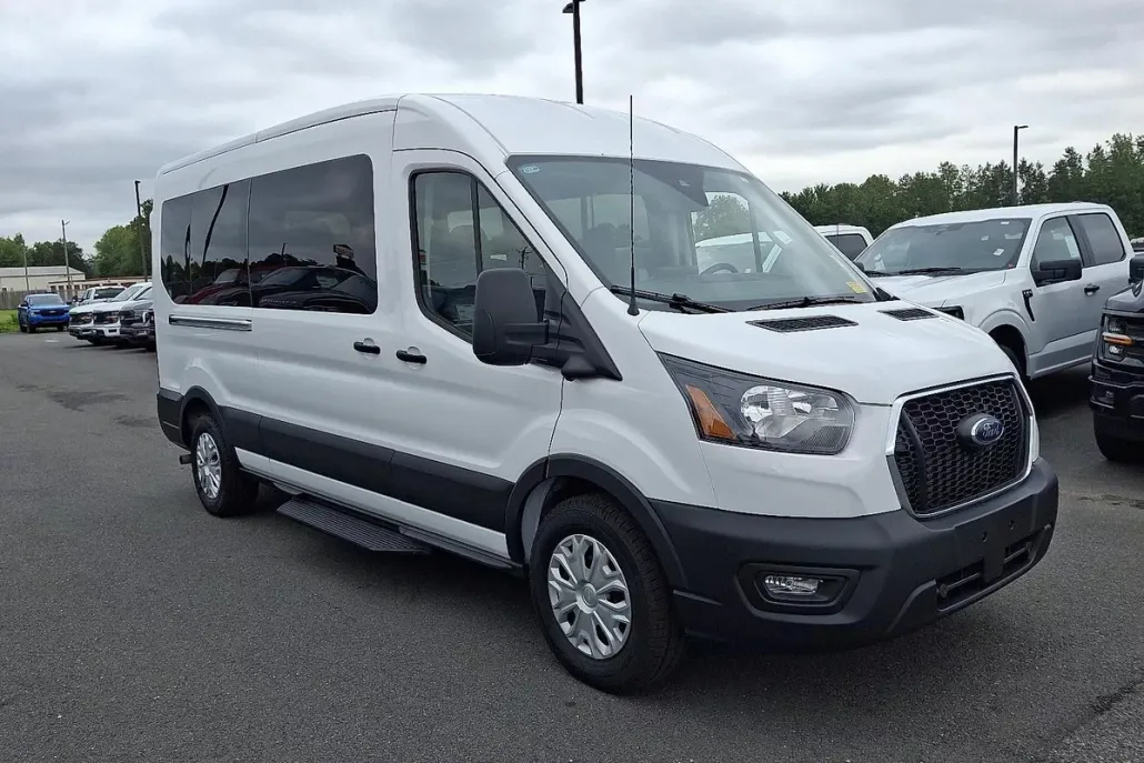 2024 Ford Transit Passenger XL photo 1
