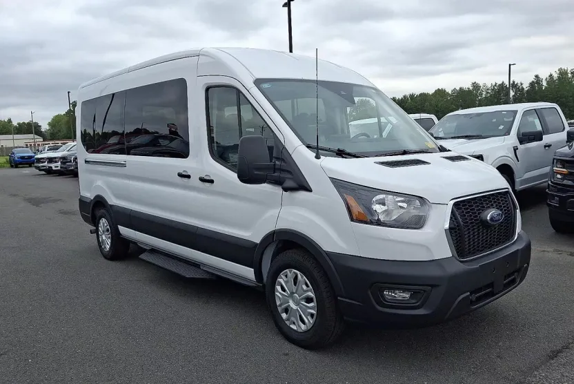 2024 Ford Transit Passenger XL photo 1