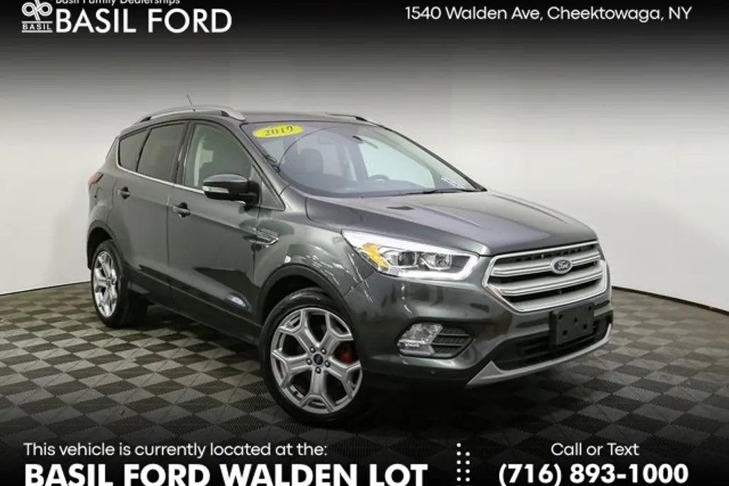 2019 Ford Escape Titanium photo 1