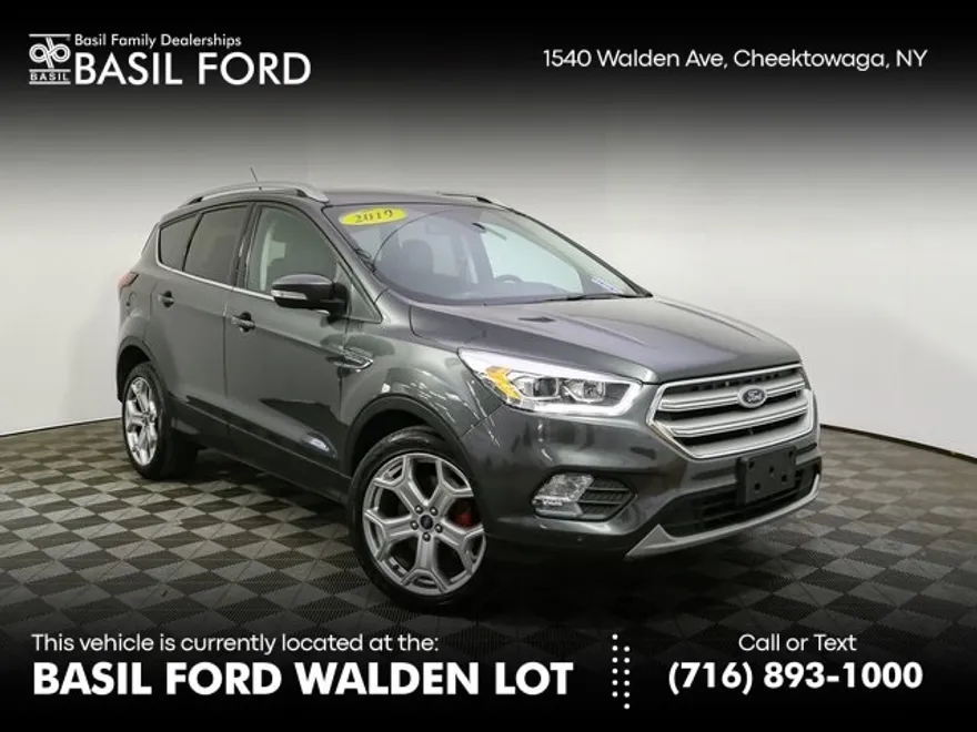 2019 Ford Escape Titanium photo 1