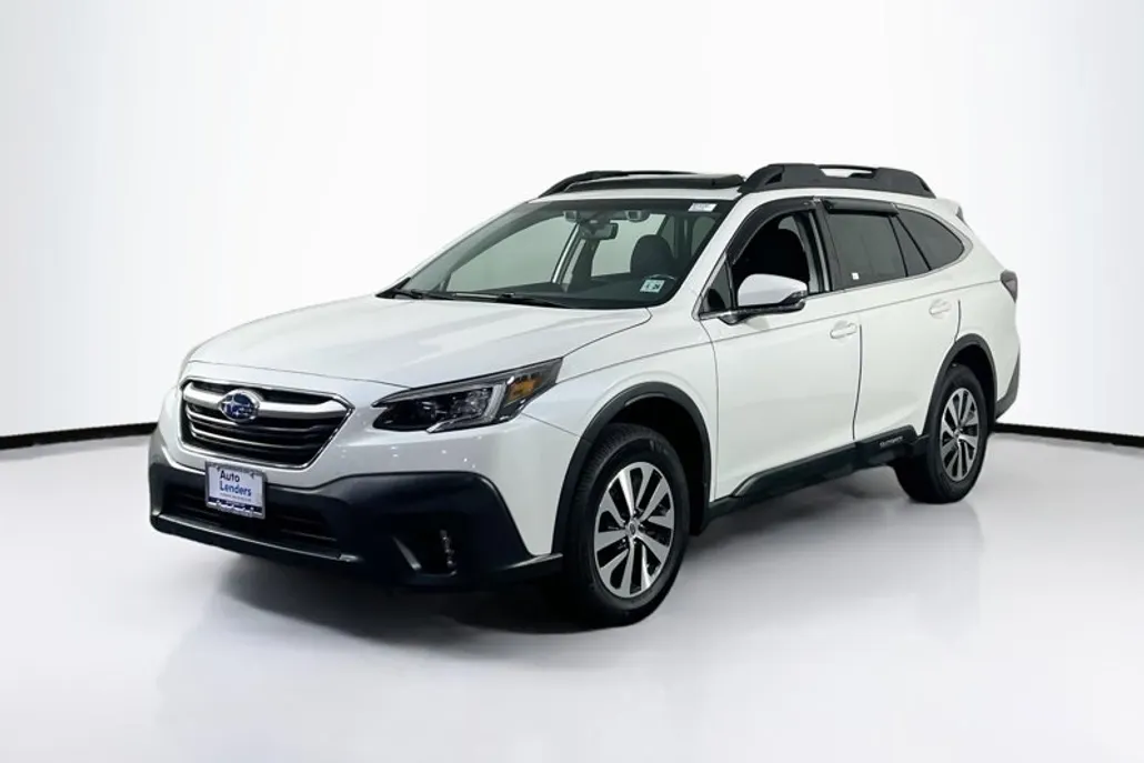 2021 Subaru Outback Premium photo 1